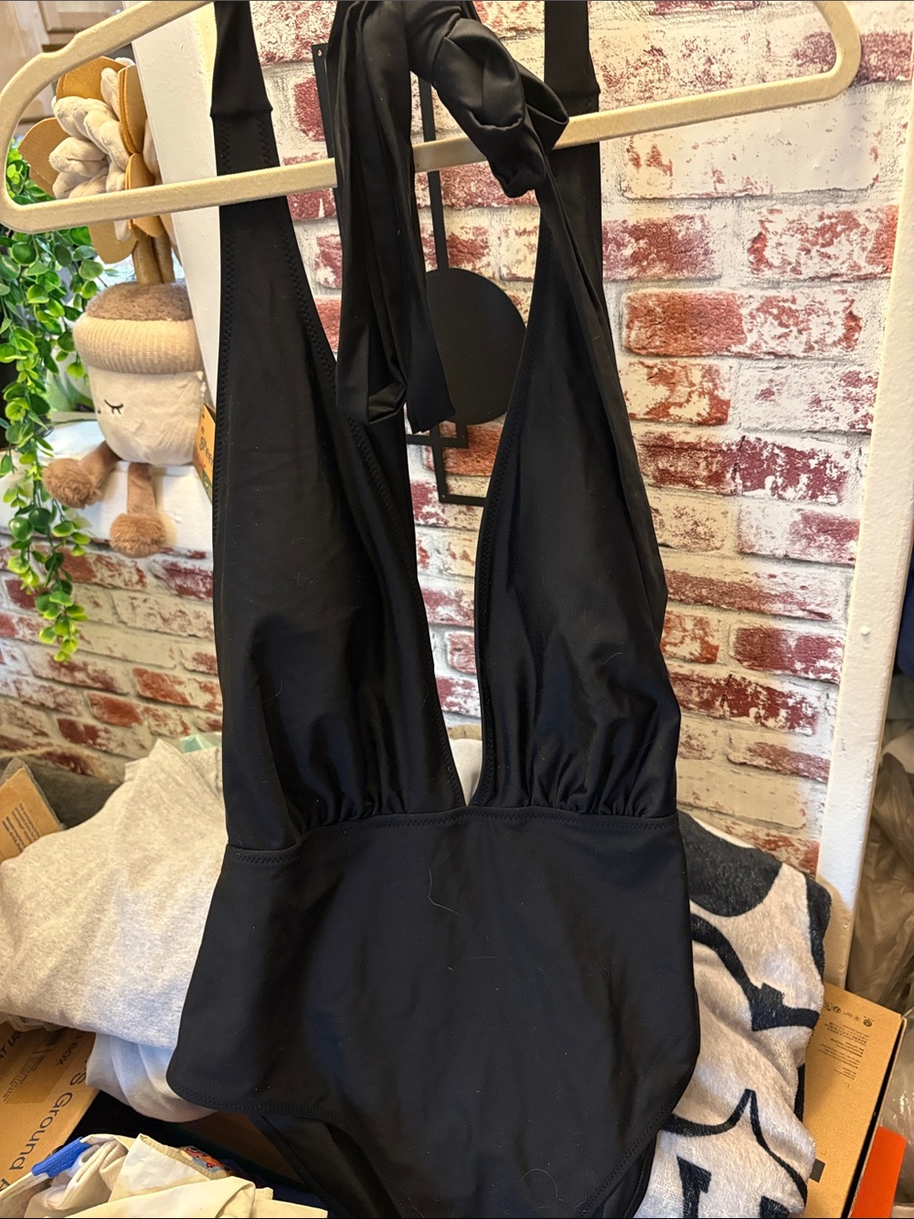 Cupshe Black Deep V Halter One-Piece Swimsuit